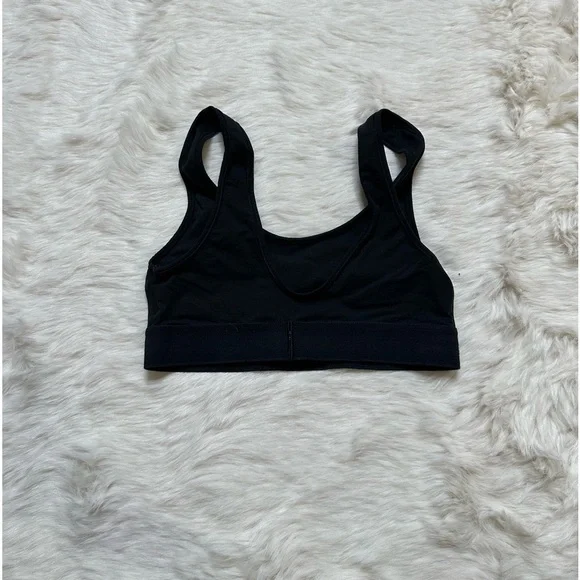 Calvin Klein bra size S - Picture 2 of 3